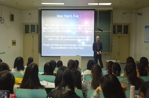 0638太阳集团官网成功举行外籍教师系列讲座 