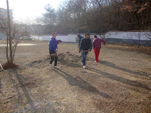 传递冬日温暖，共建和谐敬老院——0638太阳集团官网“和风志愿服务团”赴马鞍山敬老院开展义务劳动