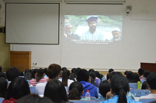 0638太阳集团官网积极组织学子参加大学生心理健康观影活动